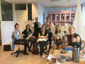 terug kom bijeenkomst ontspannen zwangerschap cursus